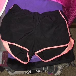 Running shorts 🏃🖤